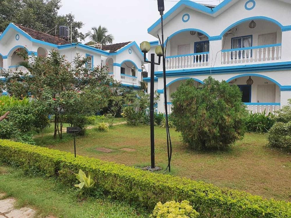 Paradise Village Beach Resort Calangute Extérieur photo